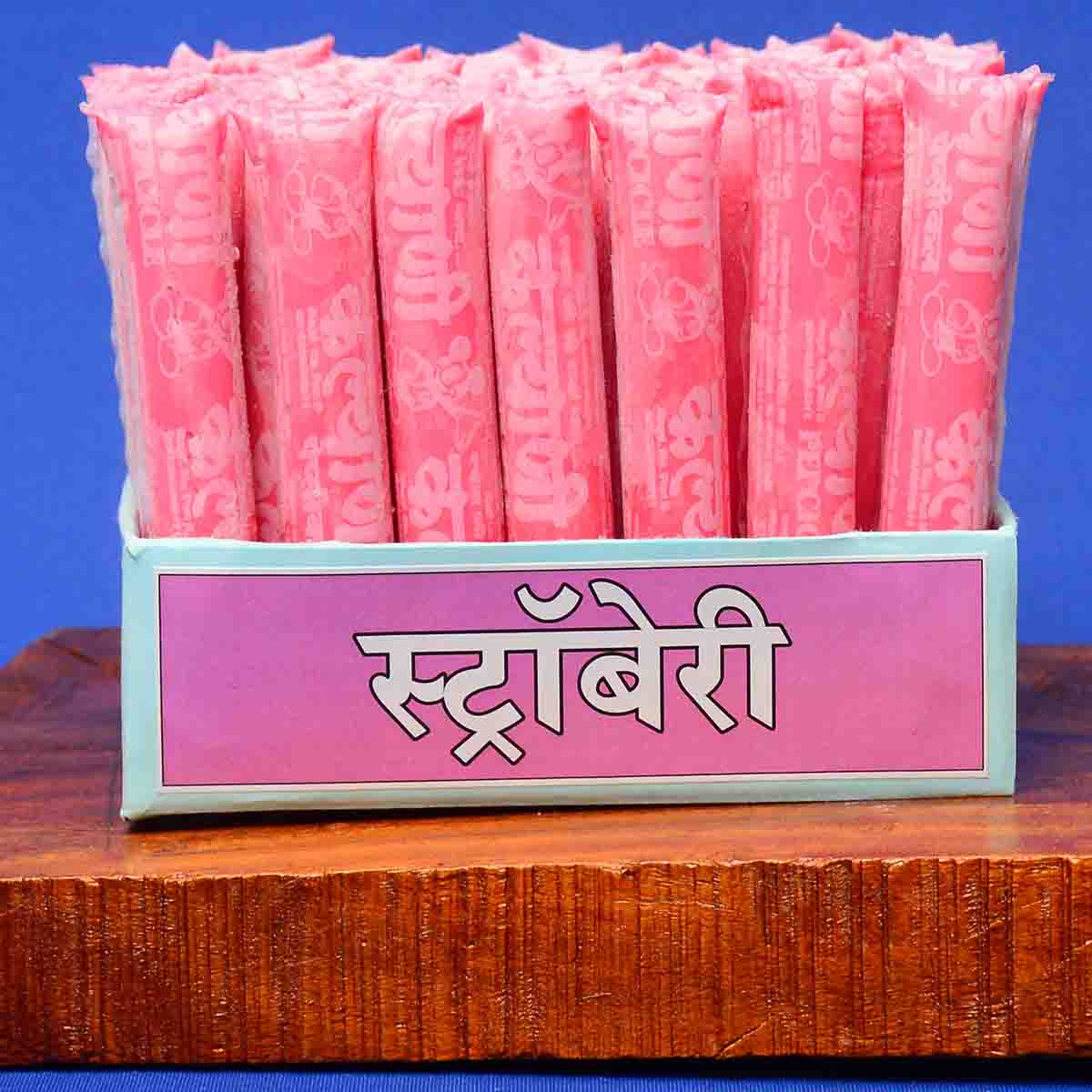 STRAWBERRY ICE LOLLY